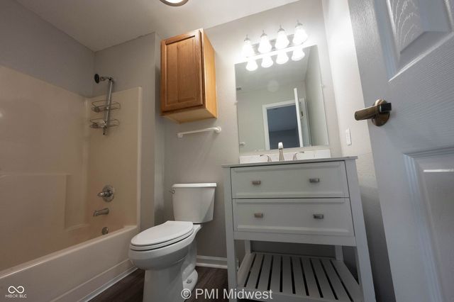 7657 Scatter Woods Lane, Indianapolis, IN 46239