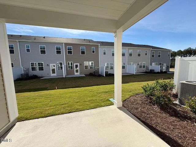 209 Lily Patch Lane, Smithfield, NC 27577