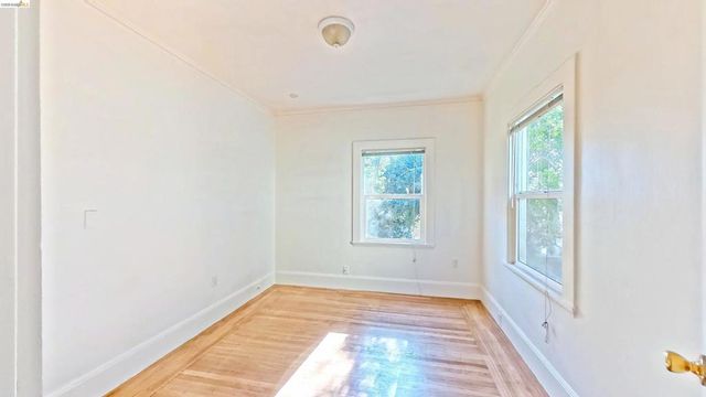 2924 Florence St, Berkeley, CA 94705