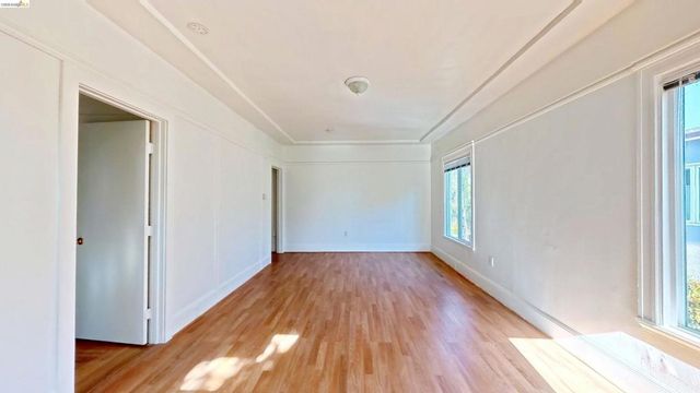 2924 Florence St, Berkeley, CA 94705