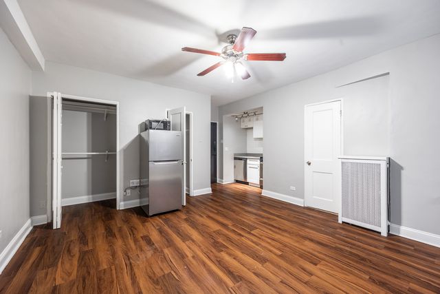 1140 N La Salle Drive 711, Chicago, IL 60610