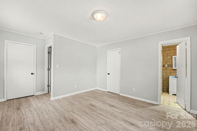 742 N Mulberry Street, Statesville, NC 28677