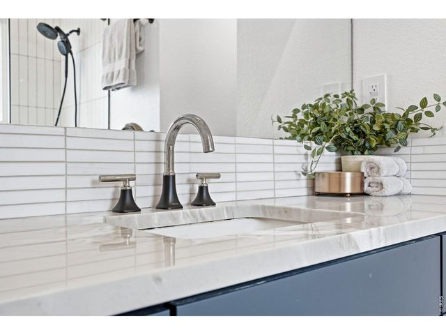 742 Tenacity Dr B, Longmont, CO 80504