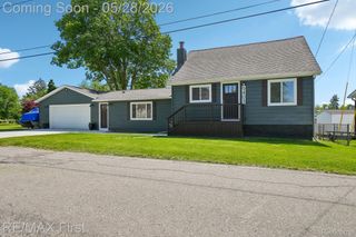9403 Buckingham Street, White Lake Charter Township, MI 48386