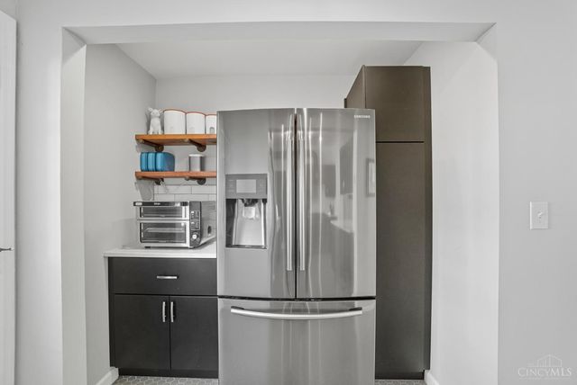 6006 Grand Vista Avenue, Cincinnati, OH 45213