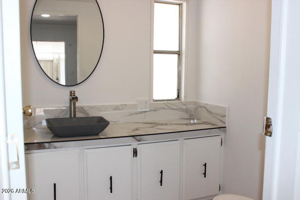 Image 13 of property listing at 303 S Recker Road 50, Mesa, AZ 85206