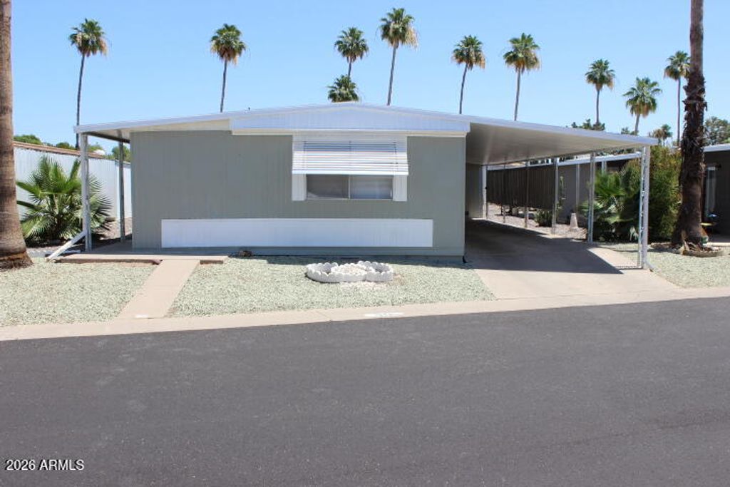 Image 17 of property listing at 303 S Recker Road 50, Mesa, AZ 85206
