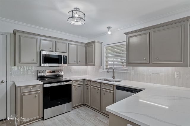 2003 Belle Haven Drive, Bossier City, LA 71111