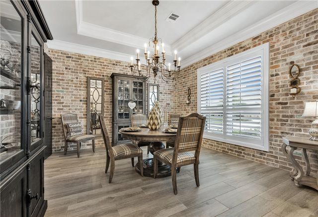 1201 Quarry Oaks Drive, College Station, TX 77845