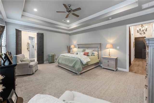 1201 Quarry Oaks Drive, College Station, TX 77845
