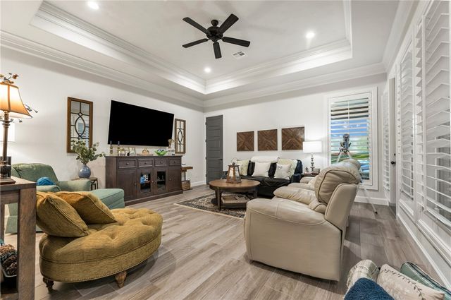 1201 Quarry Oaks Drive, College Station, TX 77845