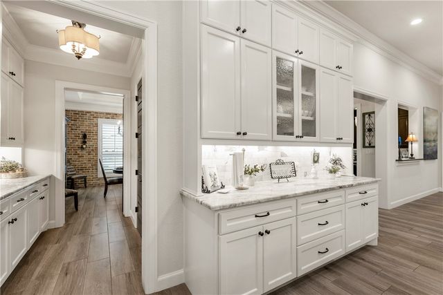 1201 Quarry Oaks Drive, College Station, TX 77845