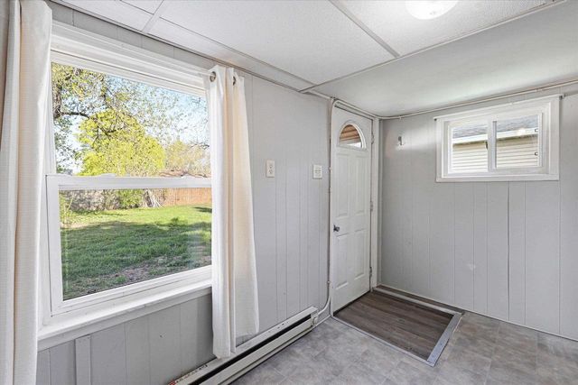 168 GRUENWALD AVENUE, Neenah, WI 54956