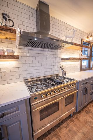 6 Trail View Lane, Dover, VT 05356