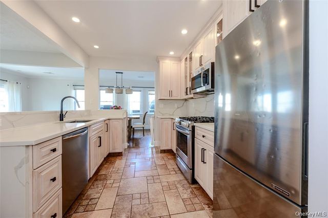 30 Buffalo Avenue, East Atlantic Beach, NY 11561