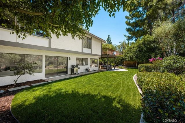 1281 Country Hills, North Tustin, CA 92705