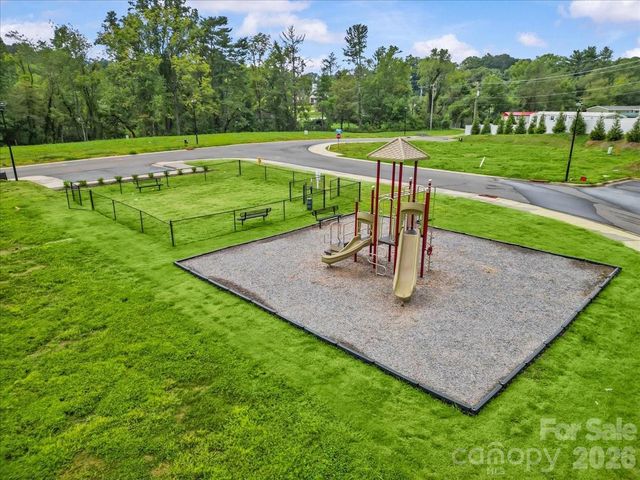 77 Moon Haven Way, Arden, NC 28704