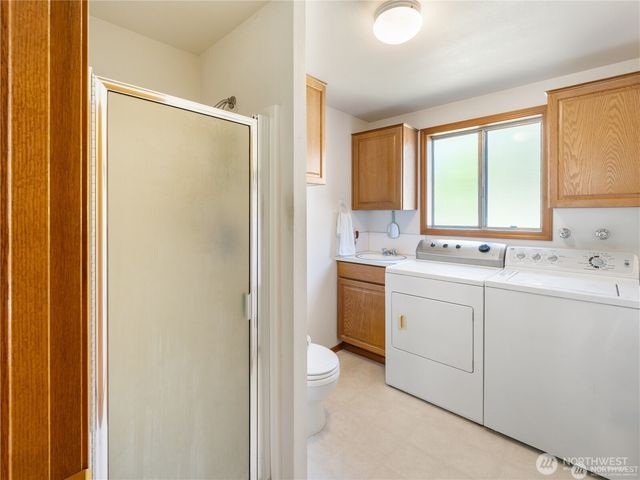 1205 S Walnut Street, Burlington, WA 98233