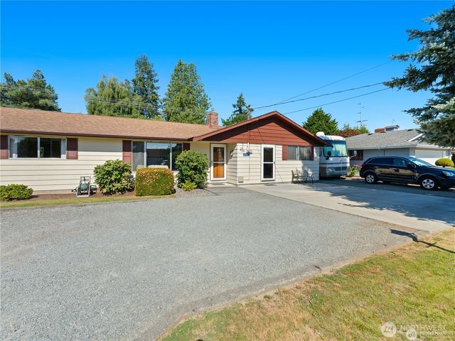 1205 S Walnut Street, Burlington, WA 98233