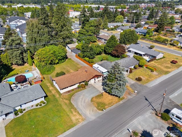 1205 S Walnut Street, Burlington, WA 98233