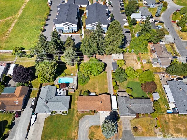 1205 S Walnut Street, Burlington, WA 98233