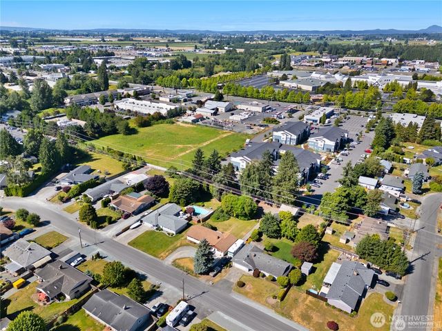 1205 S Walnut Street, Burlington, WA 98233