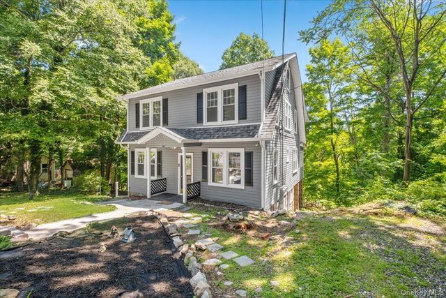 361 Lake Drive, Lake Peekskill, NY 10537