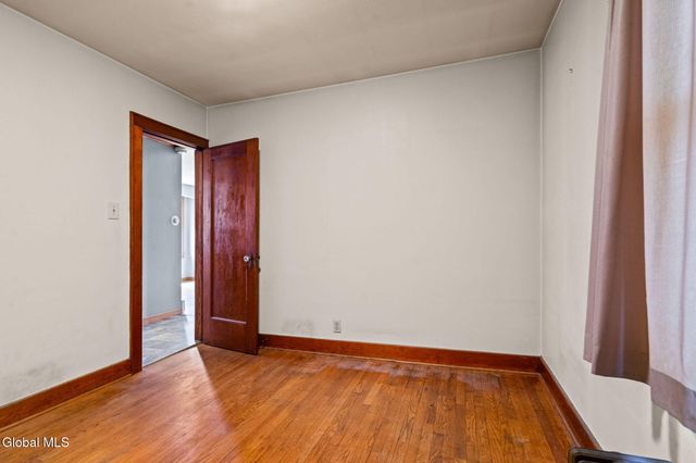 3041 Hamburg Street, Rotterdam, NY 12303