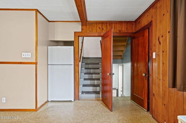 3041 Hamburg Street, Rotterdam, NY 12303