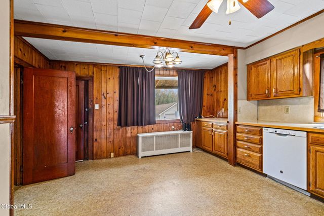 3041 Hamburg Street, Rotterdam, NY 12303