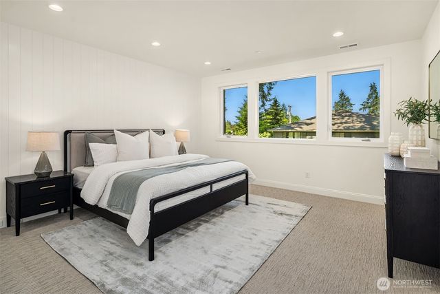 550 166th Avenue NE, Bellevue, WA 98008