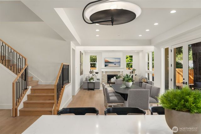 550 166th Avenue NE, Bellevue, WA 98008