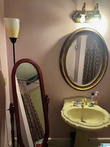 2747 6TH STREET, Birmingham, AL 35215