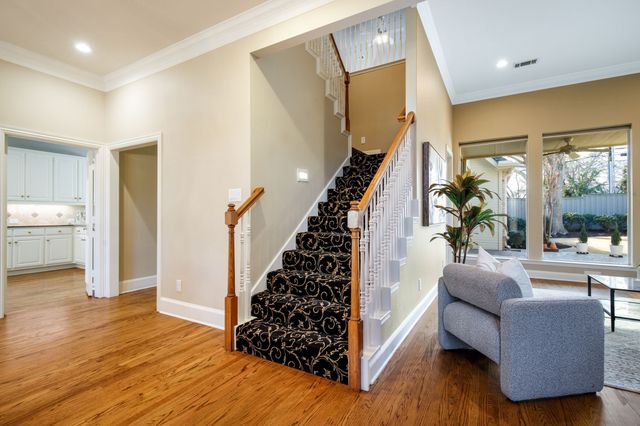 18727 Mapletree Lane, Dallas, TX 75252