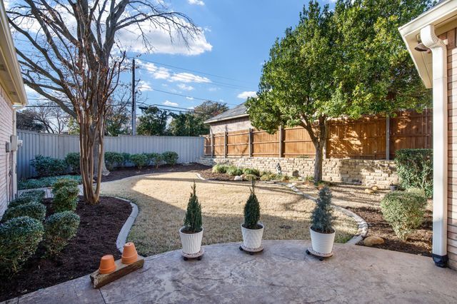 18727 Mapletree Lane, Dallas, TX 75252