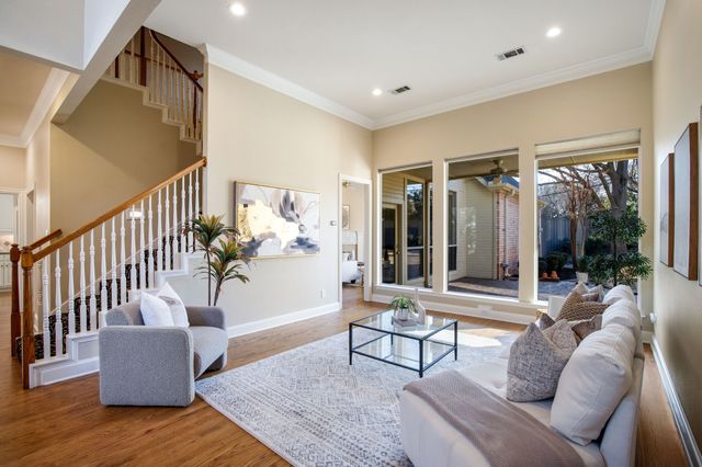 18727 Mapletree Lane, Dallas, TX 75252