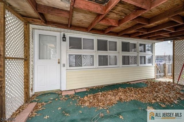 118 Colonia Boulevard, Rahway, NJ 07065