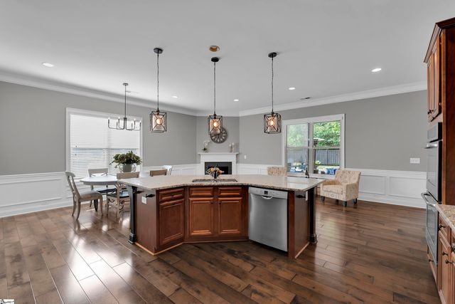 5 Bellagio Way, Greer, SC 29651