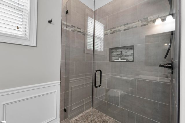 5 Bellagio Way, Greer, SC 29651