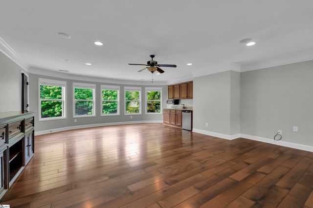 5 Bellagio Way, Greer, SC 29651