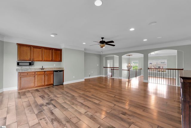 5 Bellagio Way, Greer, SC 29651