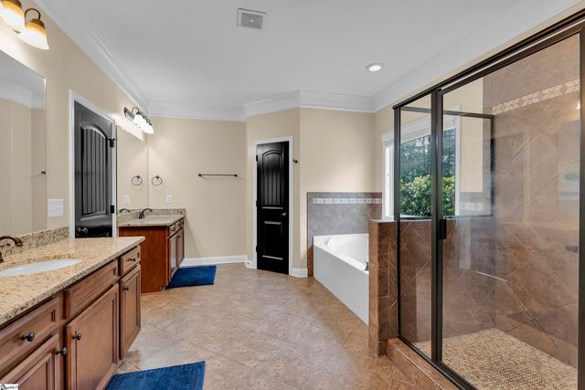 5 Bellagio Way, Greer, SC 29651