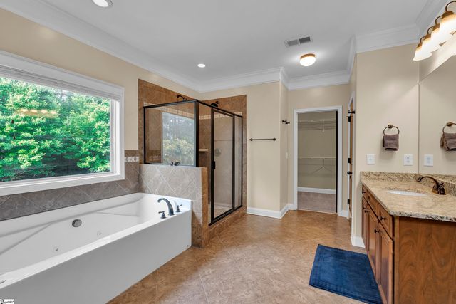 5 Bellagio Way, Greer, SC 29651