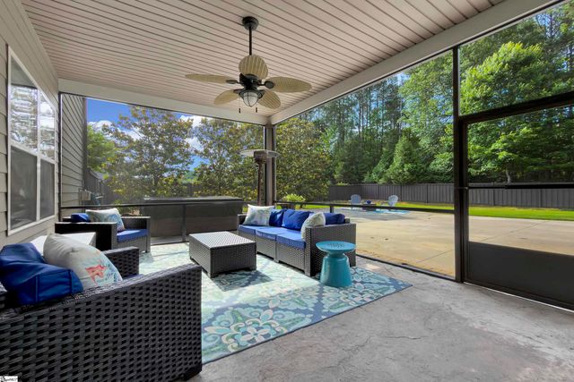 5 Bellagio Way, Greer, SC 29651
