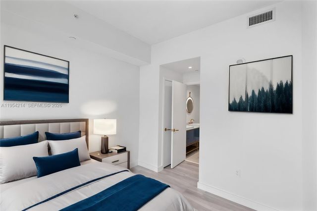 2678 Tigertail Ave 1609, Miami, FL 33133