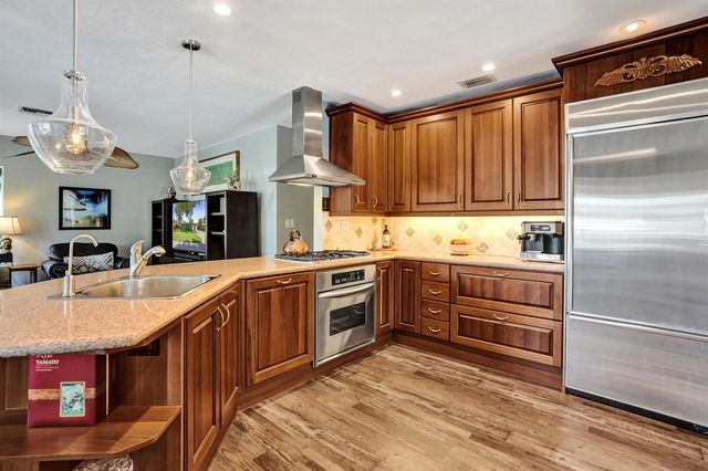 4781 NE 16th Avenue, Oakland Park, FL 33334