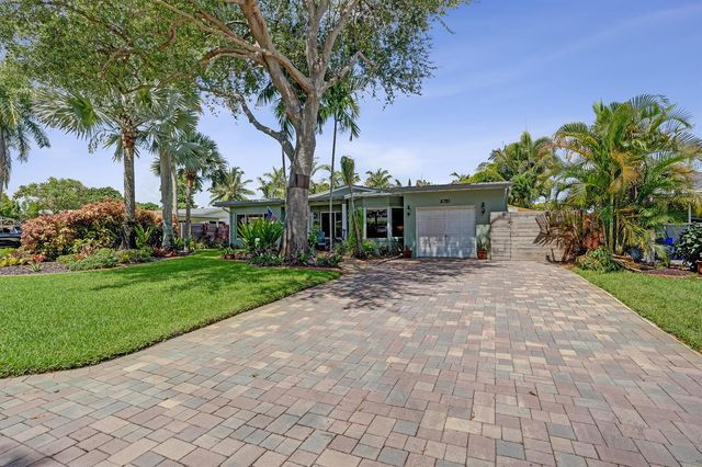 4781 NE 16th Avenue, Oakland Park, FL 33334