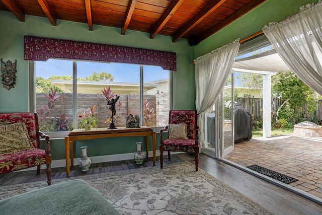 4781 NE 16th Avenue, Oakland Park, FL 33334