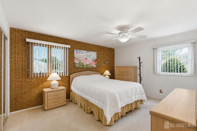 10 Tyroler Court, Edison, NJ 08820