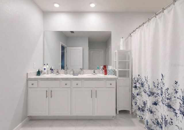 13912 SMILING DAISY PLACE, Riverview, FL 33579